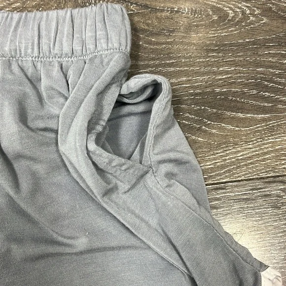 Barefoot Dreams Malibu Collection 2pc pajama set youth girl size 6-7 - Picture 4 of 5